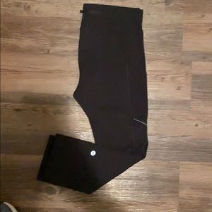 Lululemon running/training crops